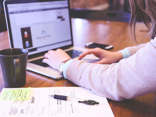 student-849822_1280_B